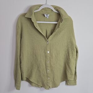 Princess Polly Light Green Button-Up Top 100% gauzy cotton Normcore Spring